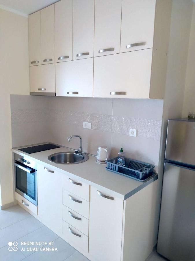 Apartmani Popovic V&A Tivat Exteriör bild